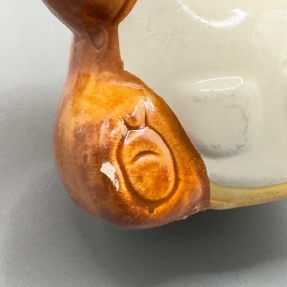 Vintage Bear Chef Salt & Pepper Shakers – Ceramic Pair with Stoppers - Picture 12 of 13